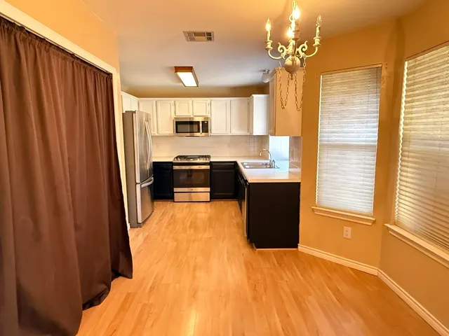 $2,600 | 1307 Rockridge Street, Round Rock, TX 78681