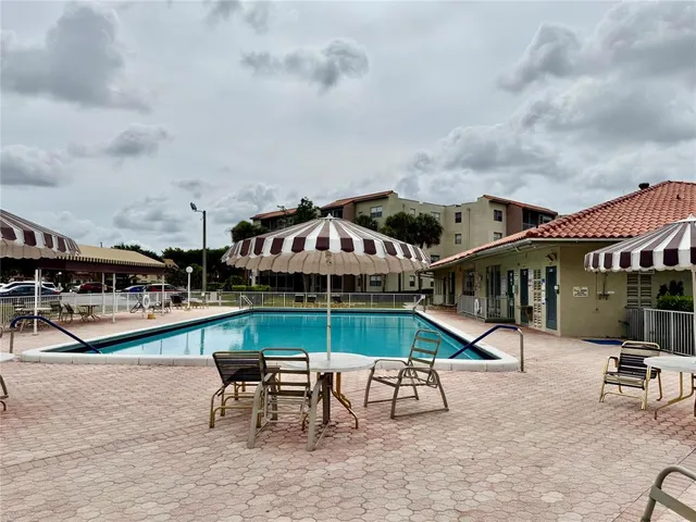 $165,000 | 1810 North Lauderdale Avenue, Unit 2210, North Lauderdale, FL 33068