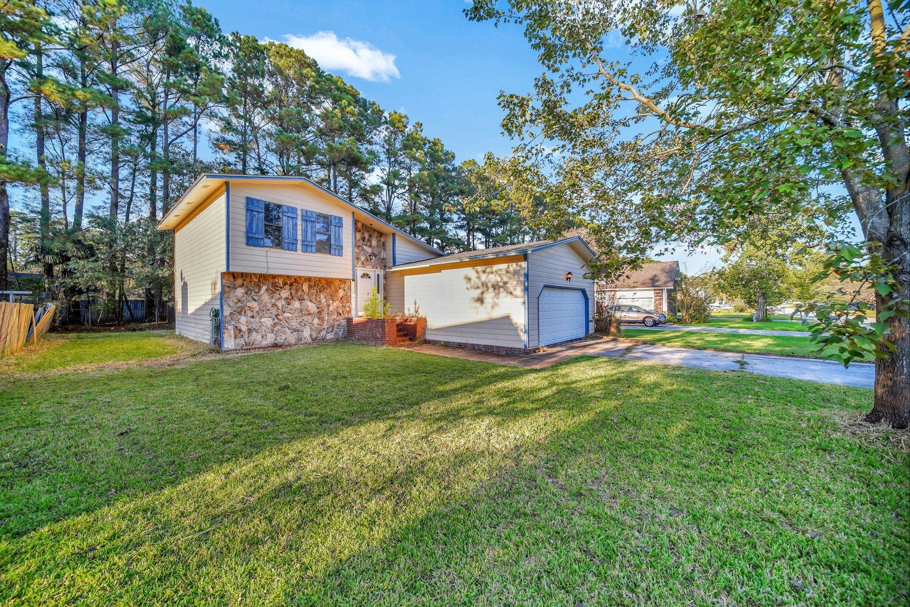 253 Foxborough Road Goose Creek, SC 29445 - Photo 4 of 40 DSC06294.jpg-SMALL