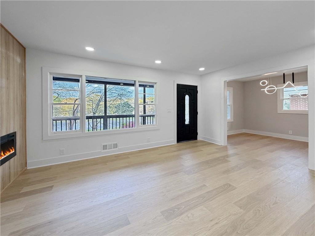 340 Brooks Avenue Southwest Atlanta, GA 30310 - Photo 4 of 16