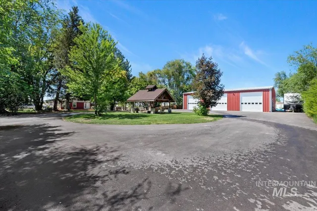 $799,000 | 1960 Fairview Avenue, Fruitland, ID 83619