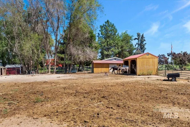 $799,000 | 1960 Fairview Avenue, Fruitland, ID 83619