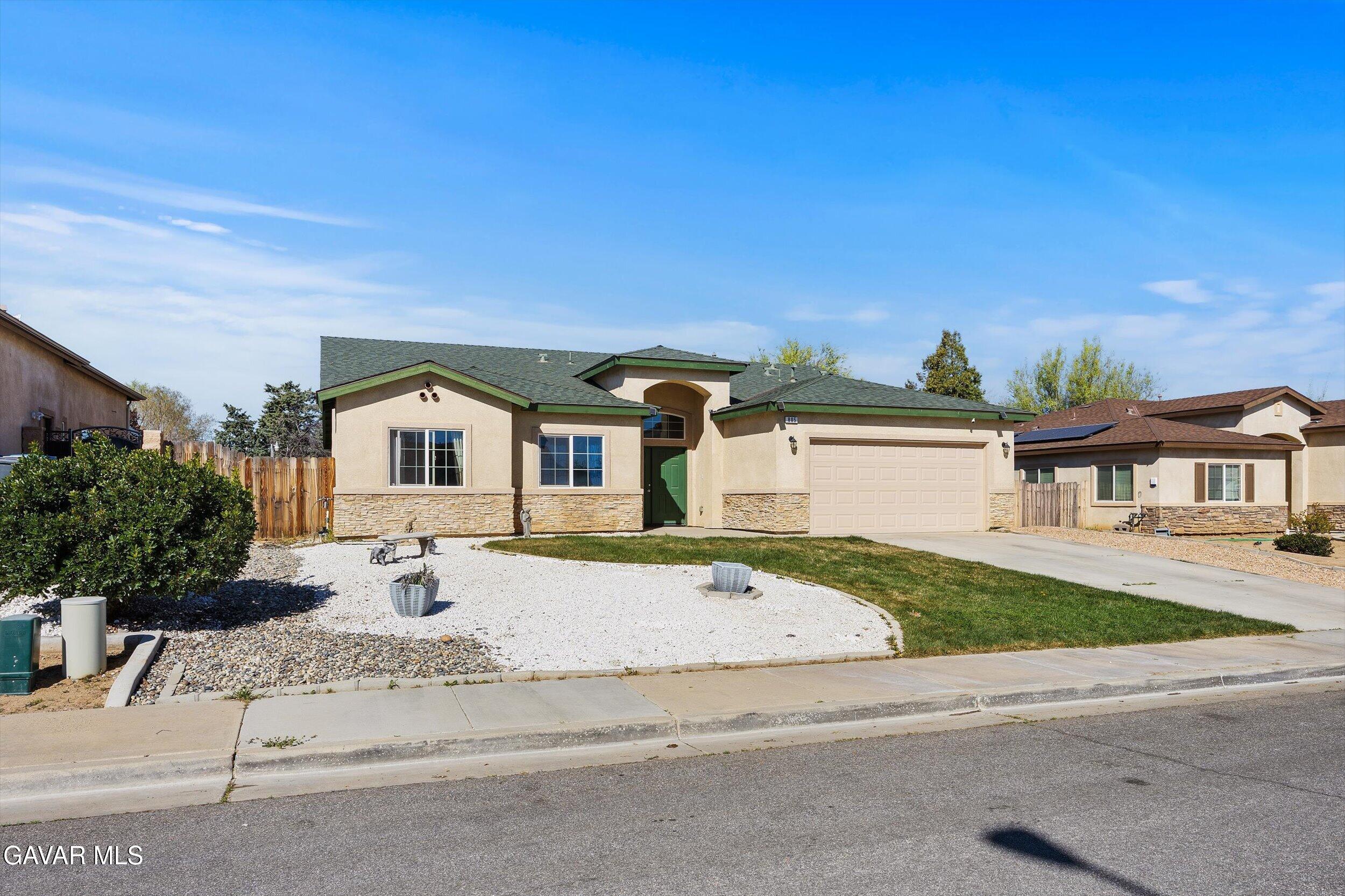 805 Mulberry Street Tehachapi, CA 93561 - Photo 4 of 41 08-Illuminate Photography - 805 Mulberry