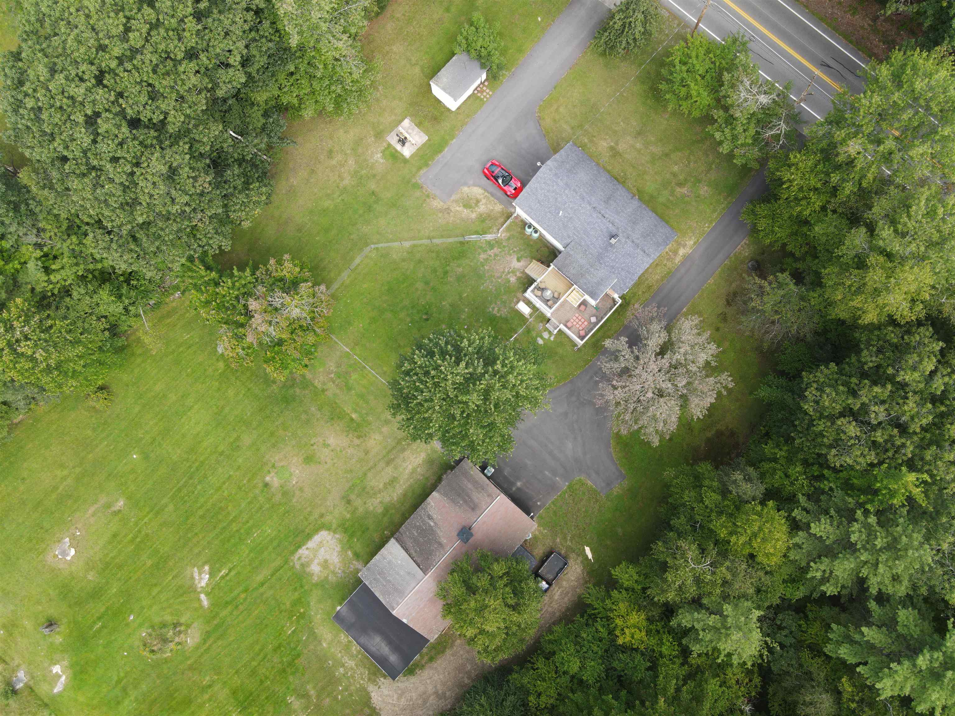 185 Lowell Street Rochester, NH 03867 - Photo 9 of 28
