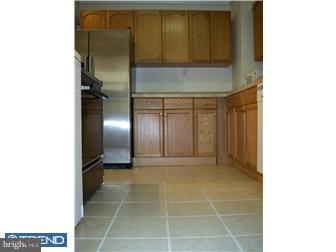 7947 Verree Road Philadelphia, PA 19111 - Photo 7 of 12 Kitchen