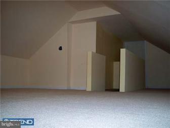 7947 Verree Road Philadelphia, PA 19111 - Photo 10 of 12 Family Room