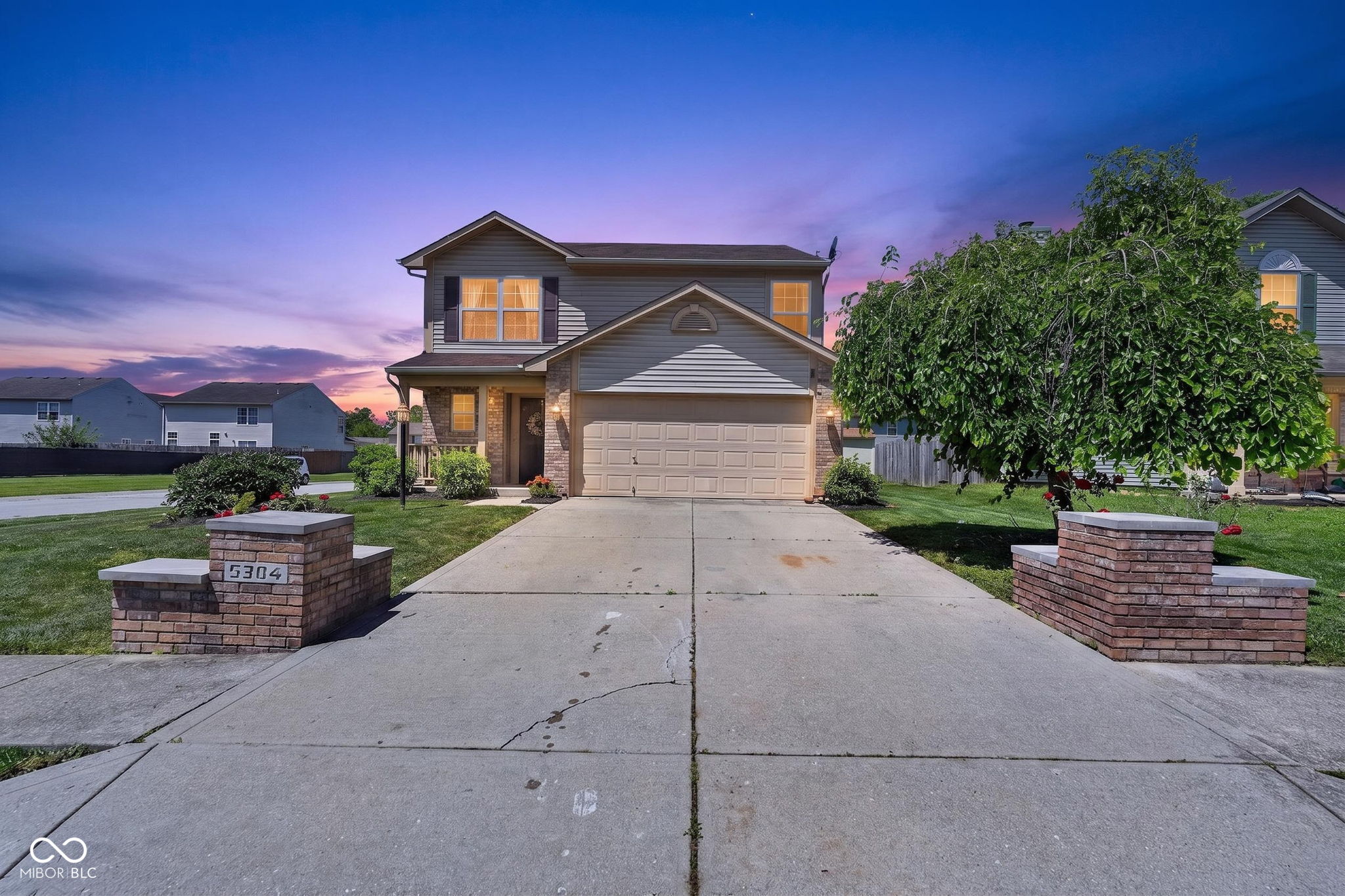5304 Alameda Road Indianapolis, IN 46228 - Photo 1 of 28 Gallery Image 1