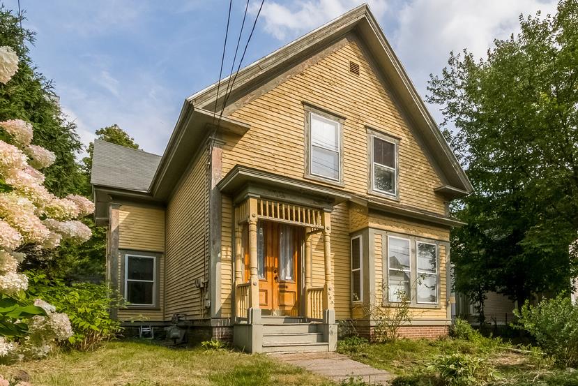 605 Hall Street Manchester, NH 03104 - Photo 1 of 23