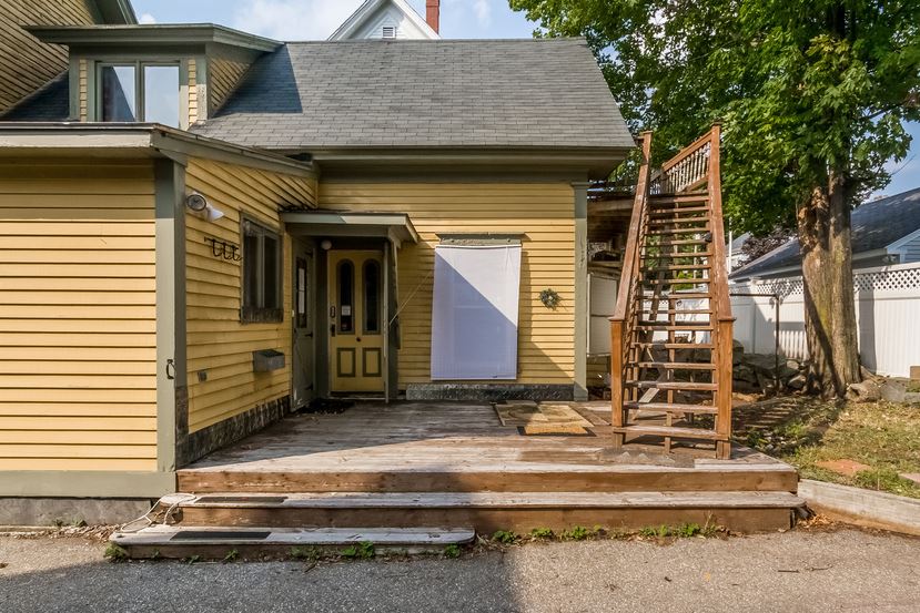 605 Hall Street Manchester, NH 03104 - Photo 5 of 23