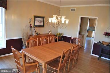 17885 Shaffers Mill Road Mount Airy, MD 21771 - Photo 6 of 27 Dining Room