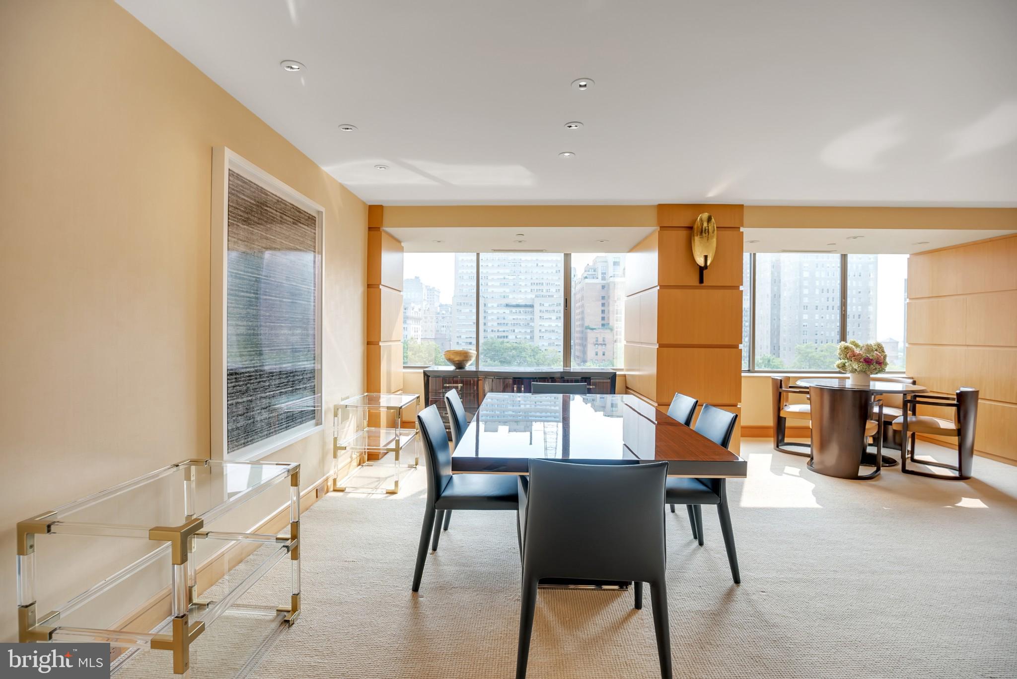 202 West Rittenhouse Square, Unit 1006 Philadelphia, PA 19103 - Photo 12 of 26 Dining