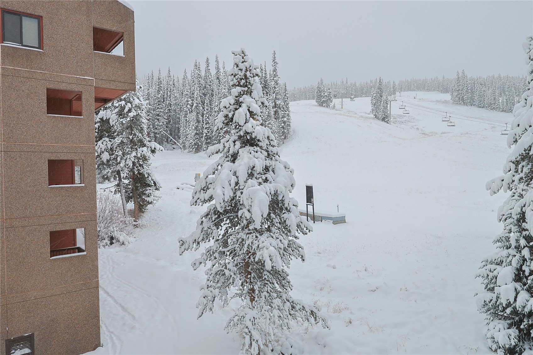 214 Ten Mile Circle, Unit R310 Copper Mountain, CO 80443 - Photo 3 of 15 a view of terrace