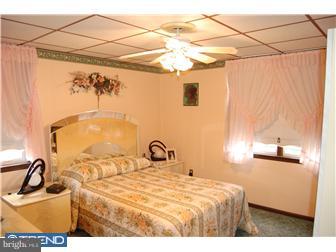 214 Haller Road Ridley Park, PA 19078 - Photo 8 of 12 Bedroom - Main