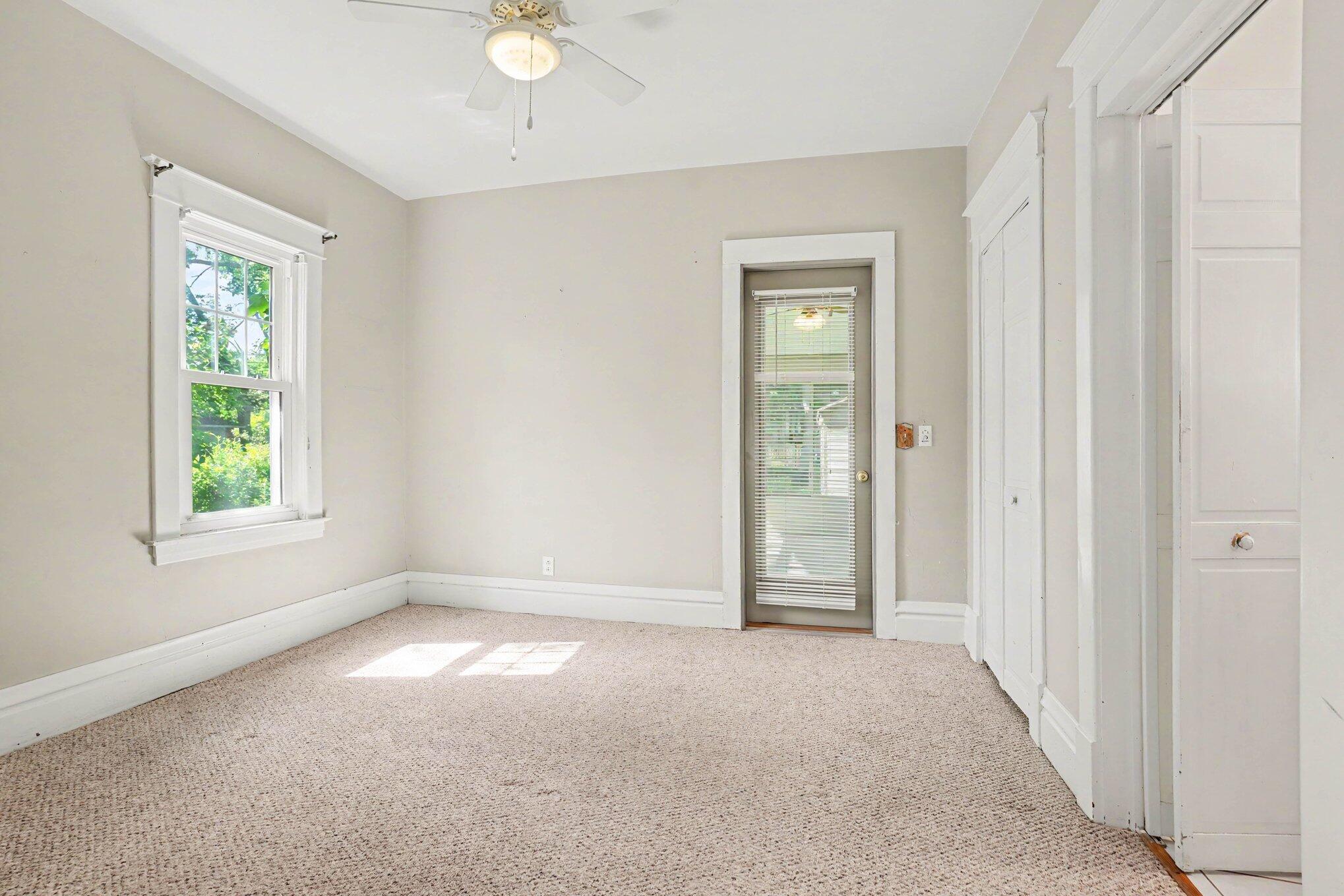 1330 West Maple Street Kalamazoo, MI 49008 - Photo 15 of 25 015_file_7474