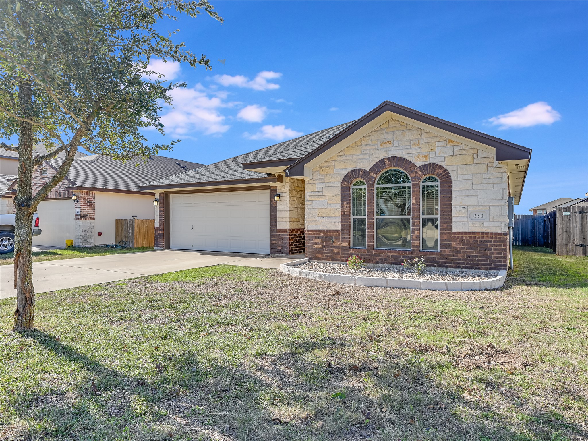 224 Geode Lane Jarrell, TX 76537 - Photo 2 of 36