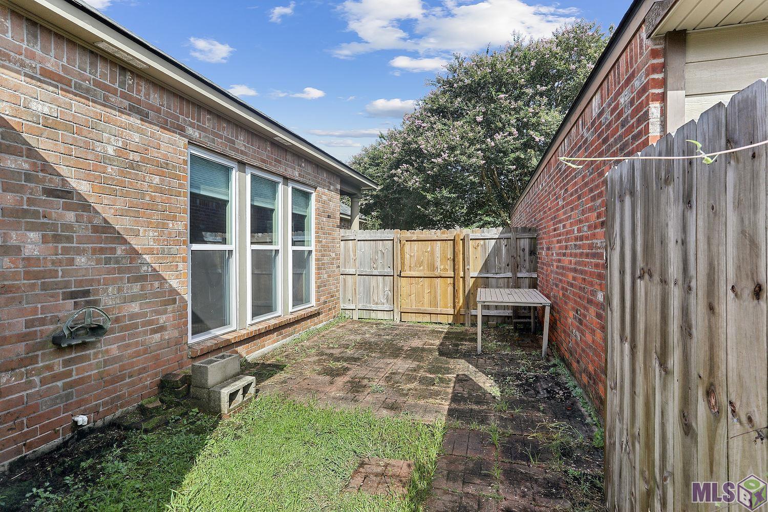 5565 Ducros Drive Baton Rouge, LA 70820 - Photo 15 of 16