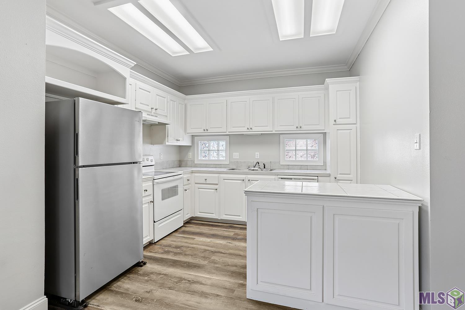 5565 Ducros Drive Baton Rouge, LA 70820 - Photo 6 of 16