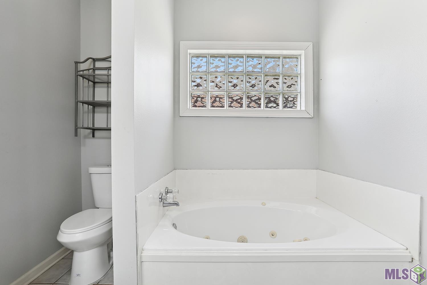 5565 Ducros Drive Baton Rouge, LA 70820 - Photo 10 of 16