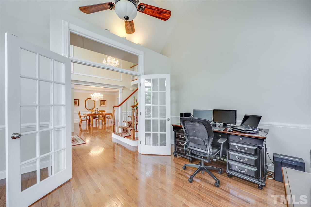 9445 Collingdale Way Raleigh, NC 27617 - Photo 11 of 29 Gallery Image 11