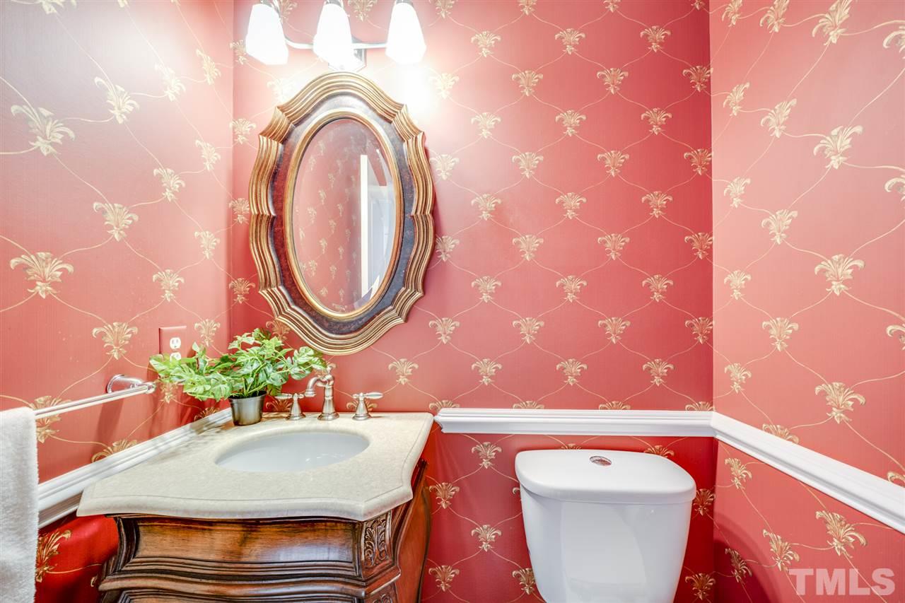 9445 Collingdale Way Raleigh, NC 27617 - Photo 12 of 29 Gallery Image 12