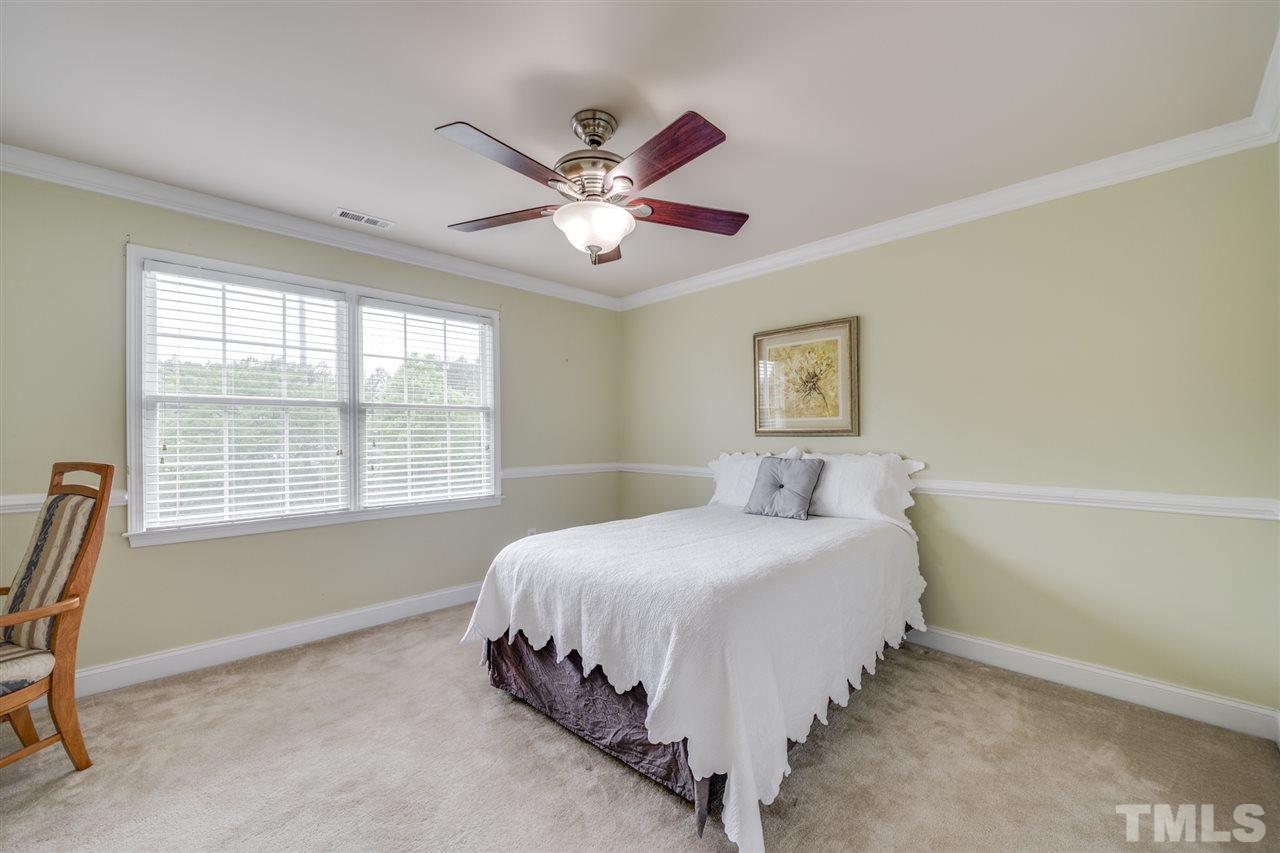 9445 Collingdale Way Raleigh, NC 27617 - Photo 17 of 29 Gallery Image 17