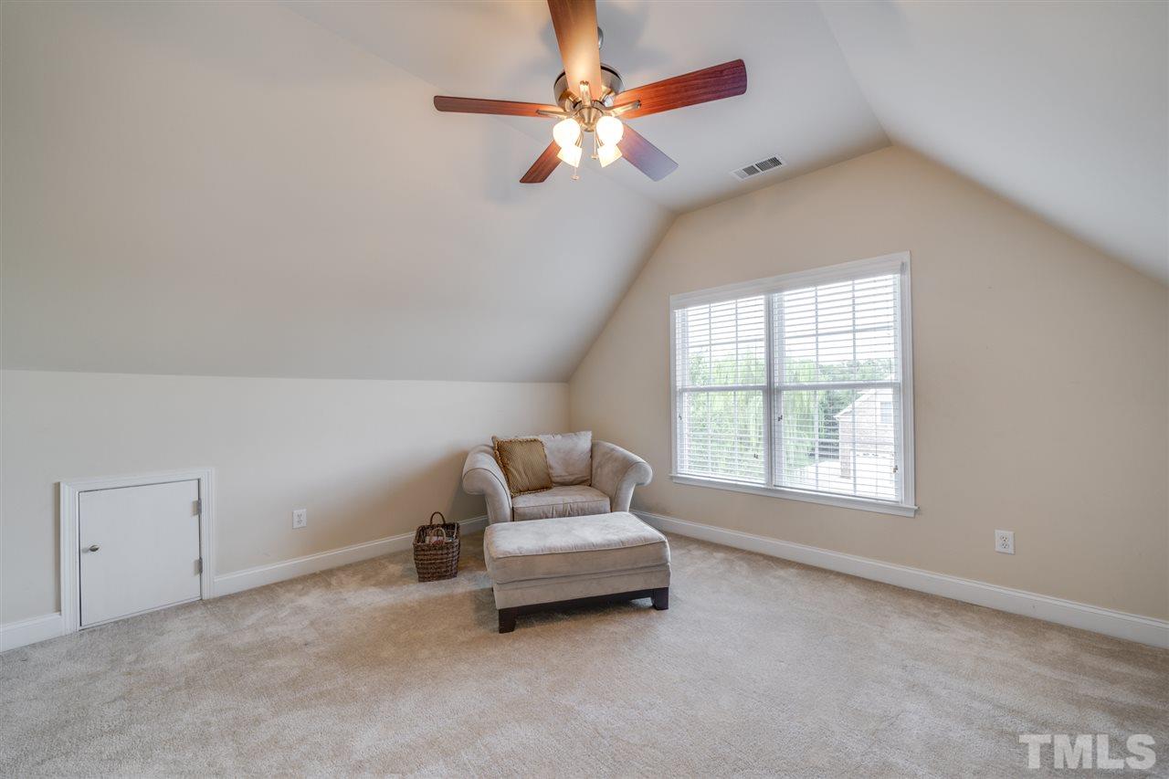 9445 Collingdale Way Raleigh, NC 27617 - Photo 20 of 29 Gallery Image 20