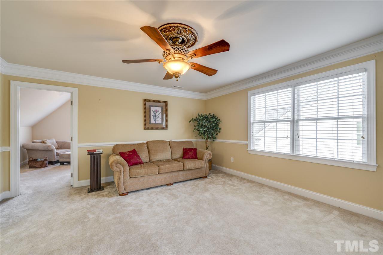 9445 Collingdale Way Raleigh, NC 27617 - Photo 21 of 29 Gallery Image 21
