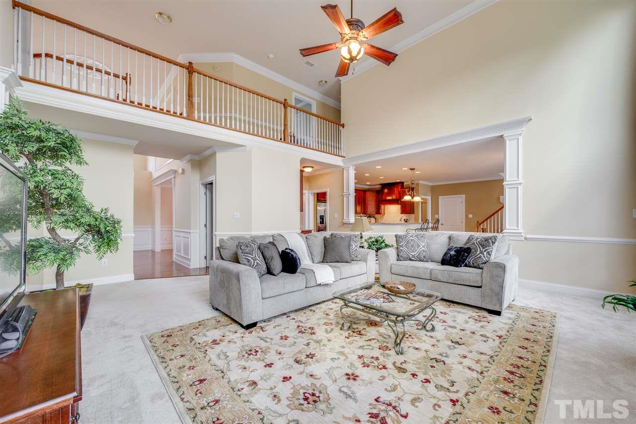 9445 Collingdale Way Raleigh, NC 27617 - Photo 5 of 29 Gallery Image 5