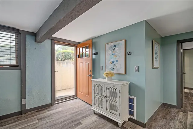 $99,000 | 435 West 104th Street, Unit E, Kansas City, MO 64114