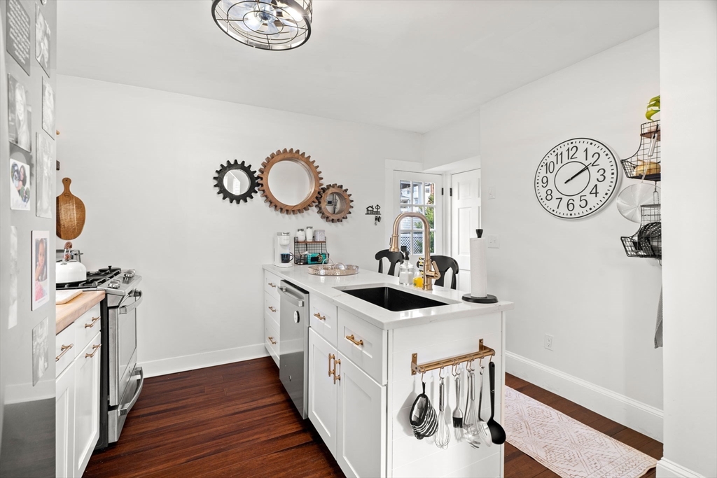 28 Rutherford Avenue Haverhill, MA 01830 - Photo 17 of 36