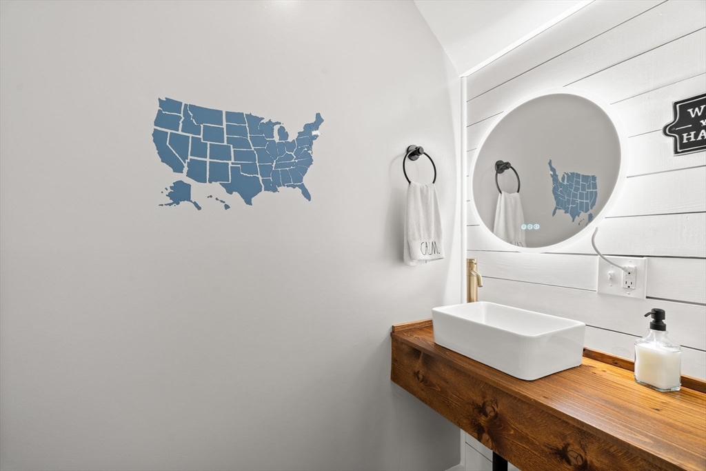 28 Rutherford Avenue Haverhill, MA 01830 - Photo 31 of 36