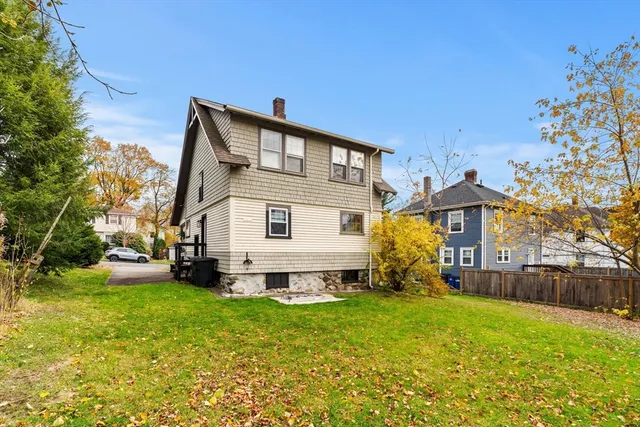 $570,000 | 28 Rutherford Avenue, Haverhill, MA 01830