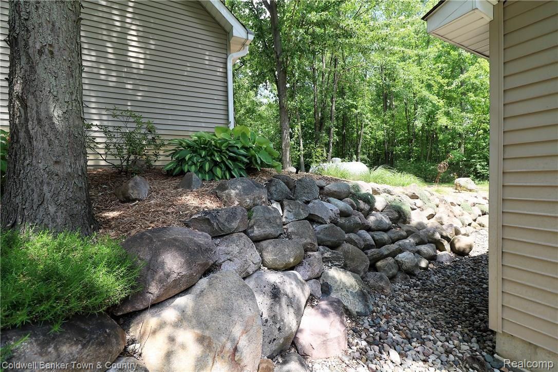 8957 West Coon Lake Road Gregory, MI 48137 - Photo 81 of 82 IMG_5610.JPG