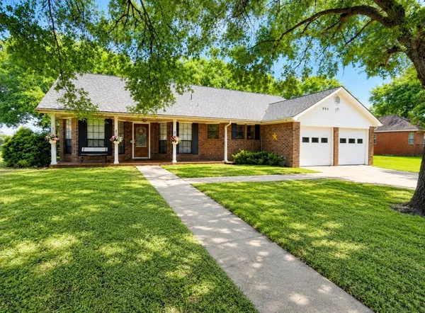 $444,999 | 809 John Albert Drive, East Bernard, TX 77435