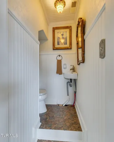 $425,000 | 604 Bravo Street, Elizabethton, TN 37643