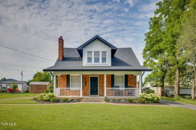 $425,000 | 604 Bravo Street, Elizabethton, TN 37643