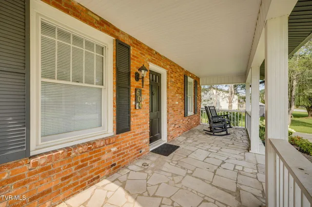 $425,000 | 604 Bravo Street, Elizabethton, TN 37643