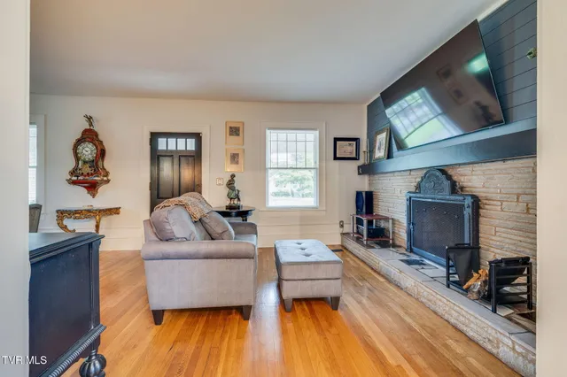 $425,000 | 604 Bravo Street, Elizabethton, TN 37643