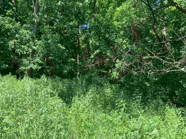 $399,000 | 2001 Highway 54, Waupaca, WI 54981