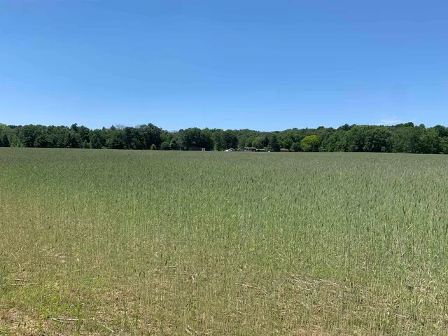 $399,000 | 2001 Highway 54, Waupaca, WI 54981