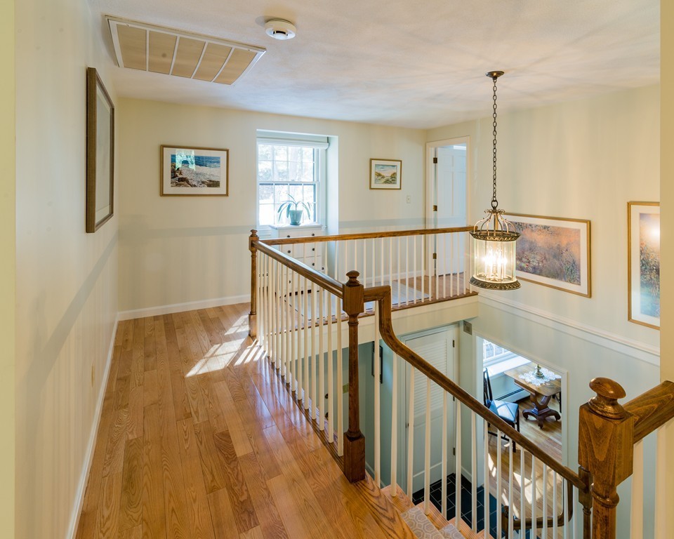 91 Westerly Road Weston, MA 02493 - Photo 12 of 20 Gallery Image 12