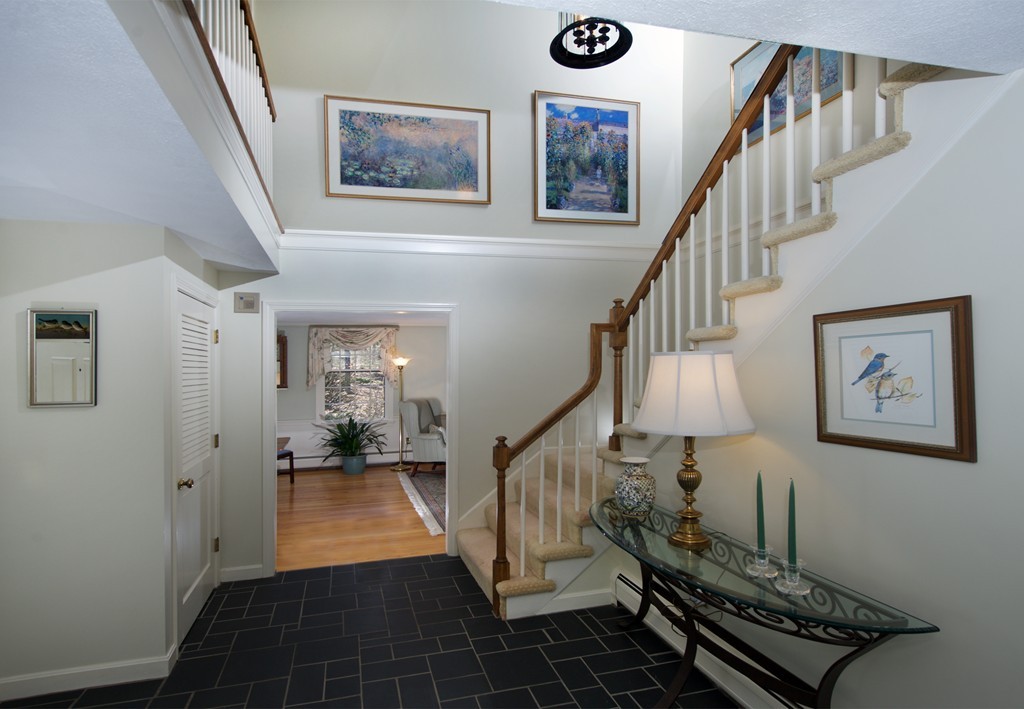 91 Westerly Road Weston, MA 02493 - Photo 2 of 20 Gallery Image 2
