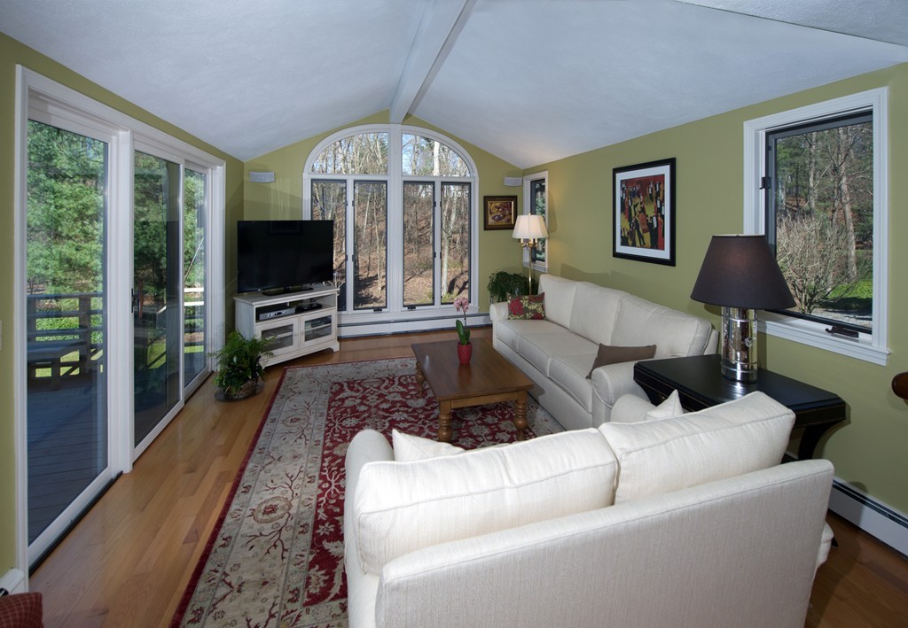 91 Westerly Road Weston, MA 02493 - Photo 5 of 20 Gallery Image 5