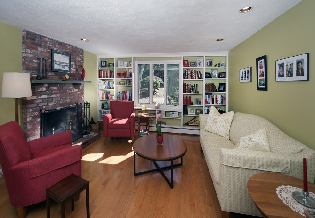 91 Westerly Road Weston, MA 02493 - Photo 7 of 20 Gallery Image 7