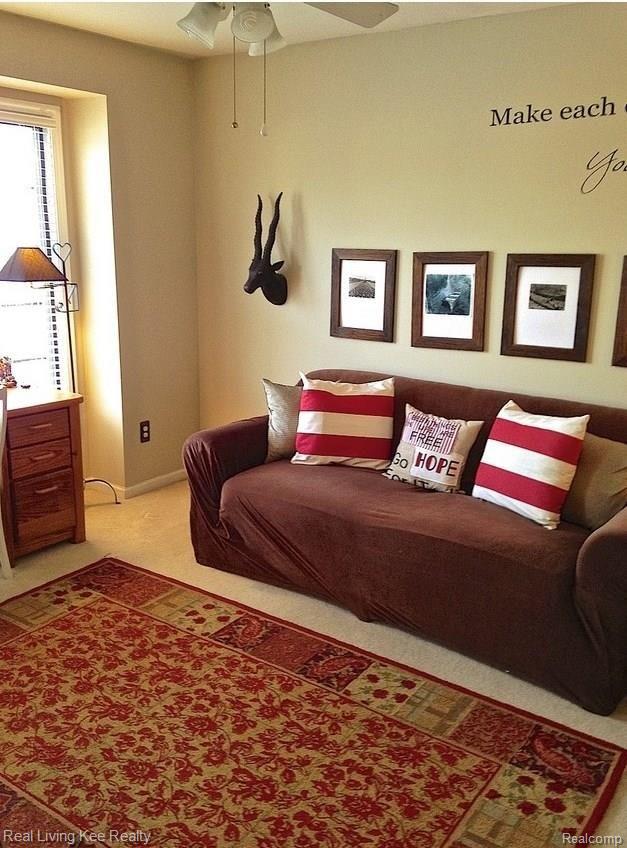 2104 Fairmont Drive Rochester, MI 48306 - Photo 17 of 21 15.jpg