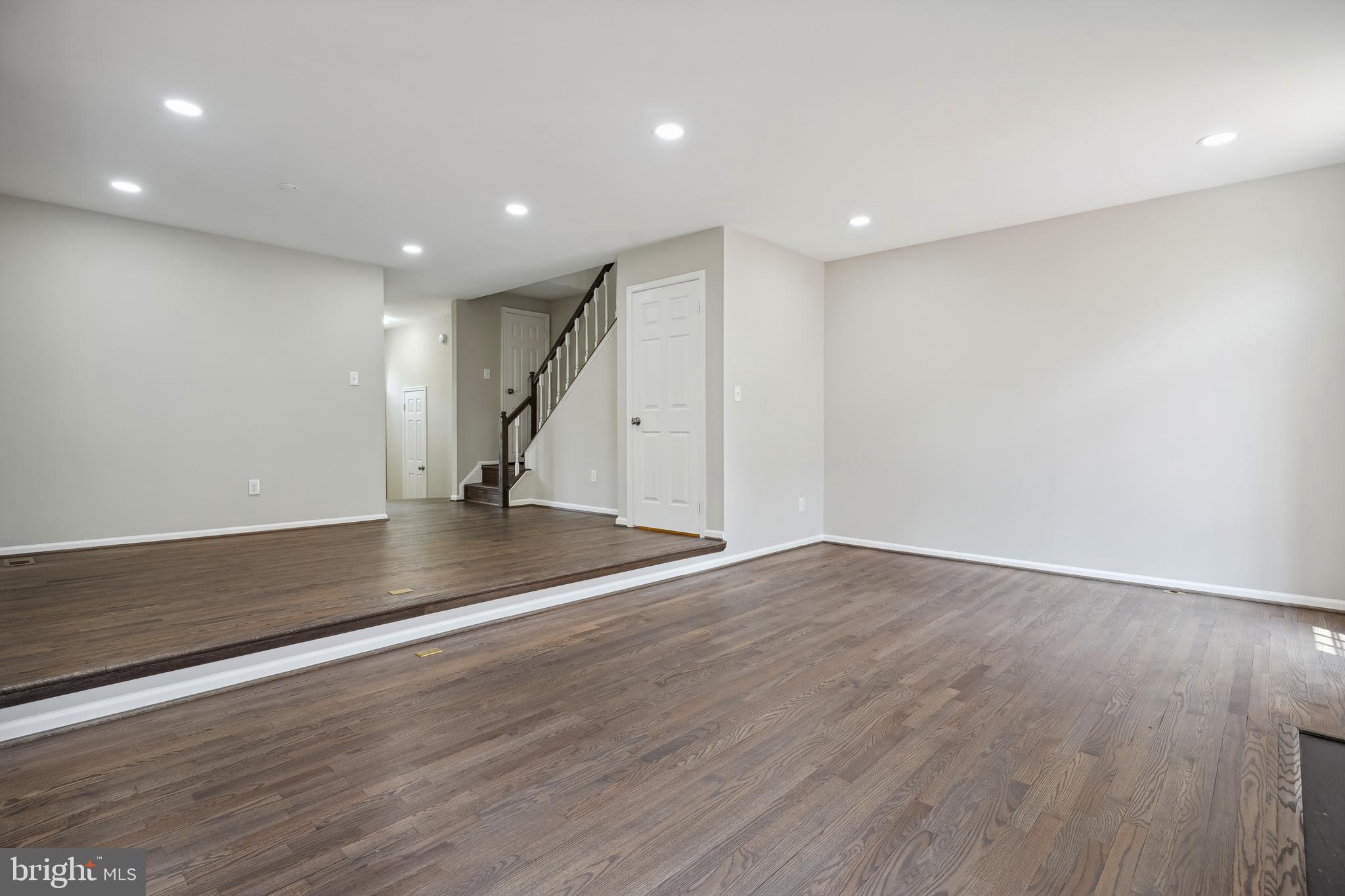 46915 Rabbitrun Terrace Sterling, VA 20164 - Photo 22 of 36 Gallery Image 22