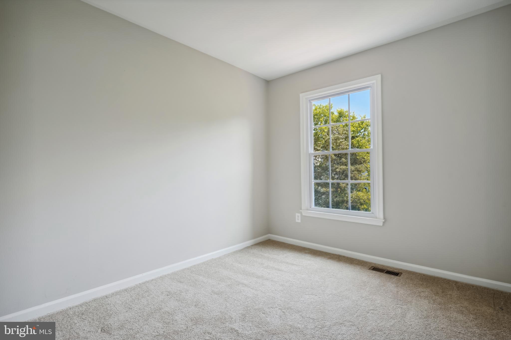 46915 Rabbitrun Terrace Sterling, VA 20164 - Photo 25 of 36 Gallery Image 25