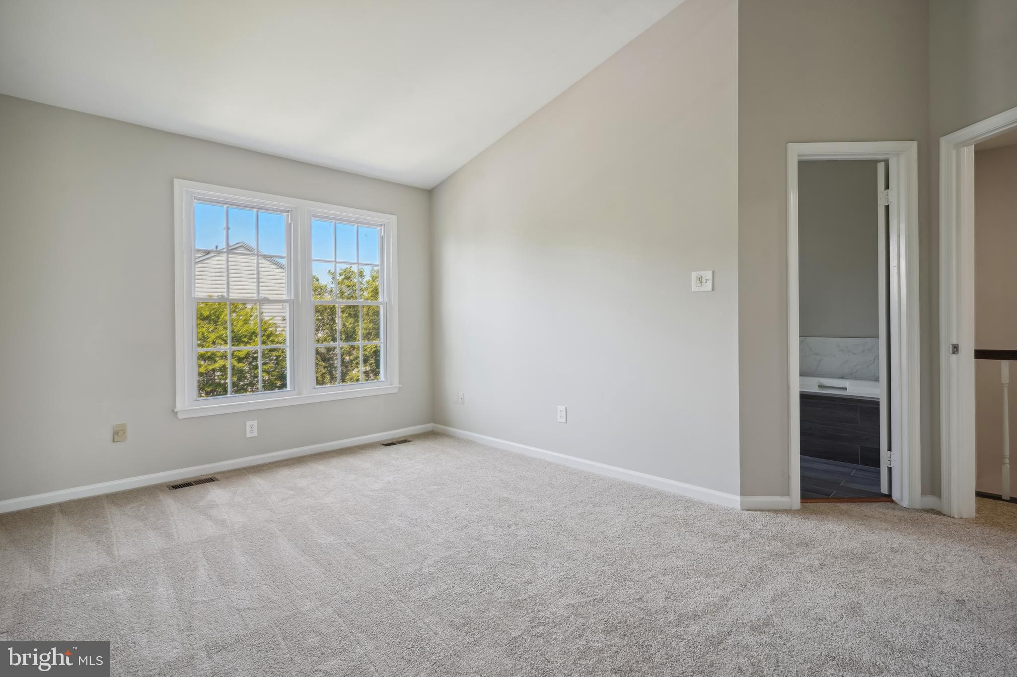 46915 Rabbitrun Terrace Sterling, VA 20164 - Photo 34 of 36 Gallery Image 34