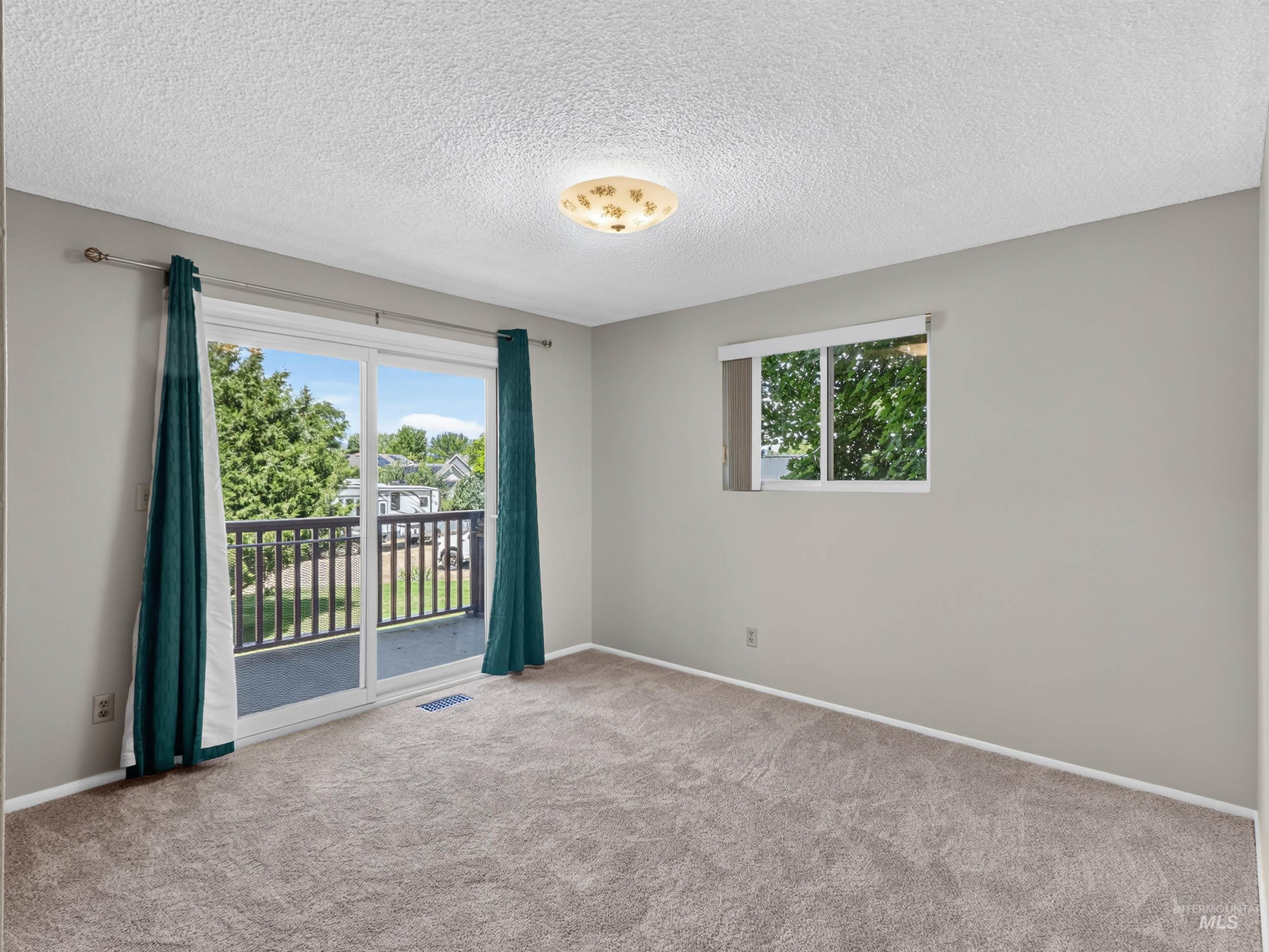 2590 South Cloverdale Road Boise, ID 83709 - Photo 10 of 34