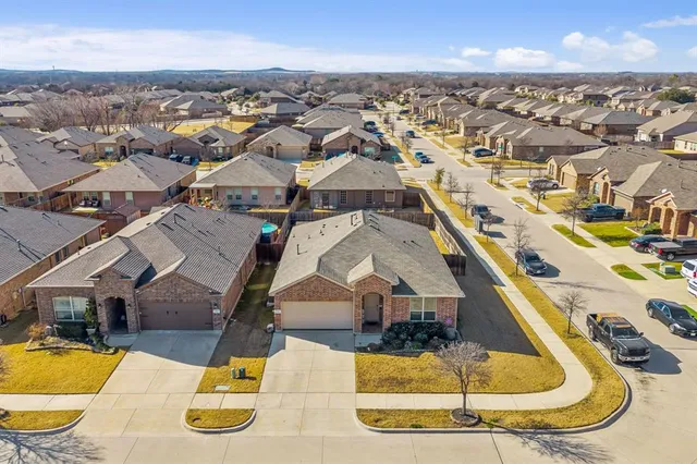 $350,000 | 4300 Chicory Court, Denton, TX 76210